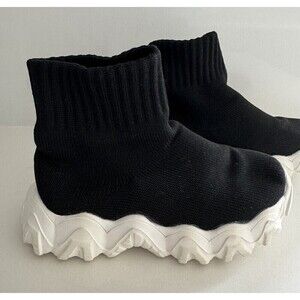 Girl's Sock Shoes Trainers Lightweight Walking Sneakers Comfort knit size 9US